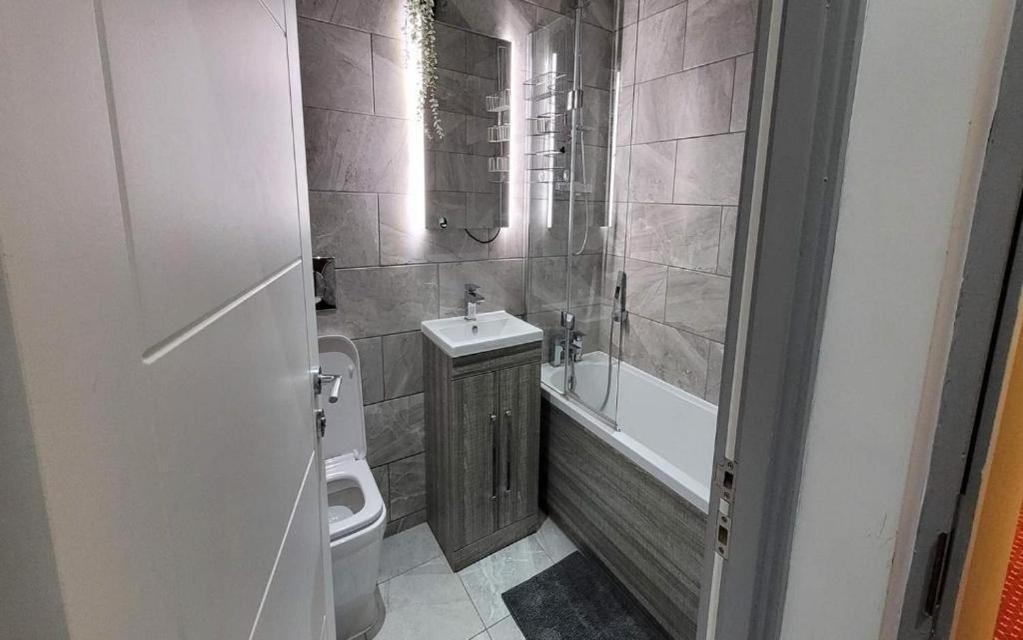 Doncaster Central Danum House Apartment מראה חיצוני תמונה
